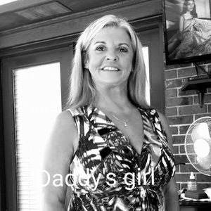 Meet your Posher, Dawn m